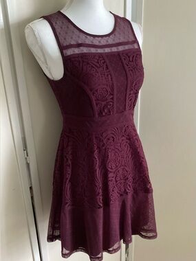 Mason & Belle lace dress fit & flare purple EUC